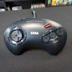 CONSOLE SEGA MEGA DRIVE 2 + MANETTE OFFICIELLE -Jeux Sur Console console sega mega drive 2 manette officielle 2