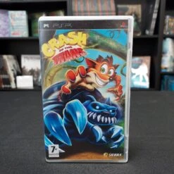 CRASH OF THE TITANS COMPLET PSP
